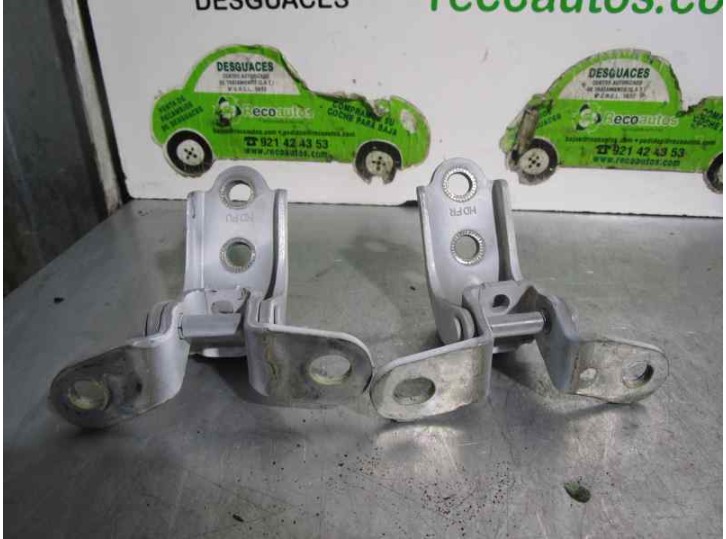 Recambio de bisagra puerta para hyundai i30 1.6 crdi cat referencia OEM IAM 