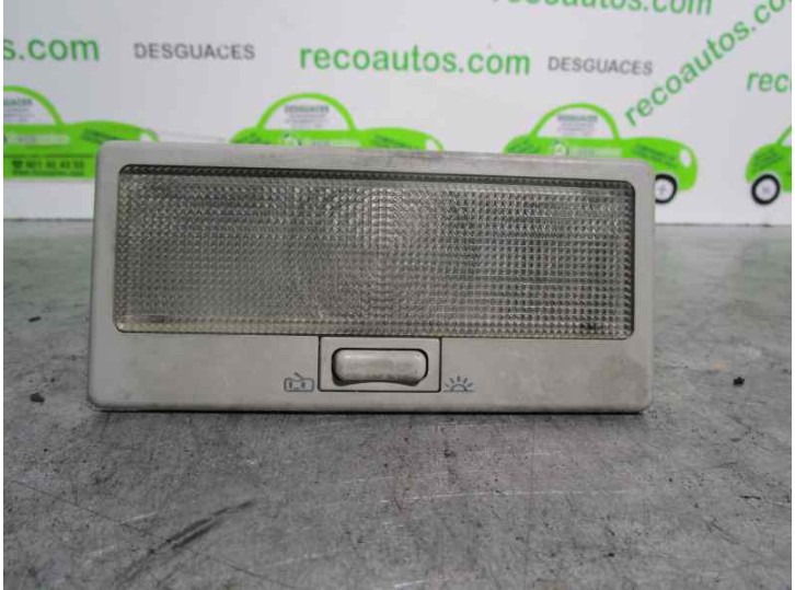 Recambio de luz interior para volkswagen t4 bus (mod. 1991) caravelle referencia OEM IAM 191947111B  
