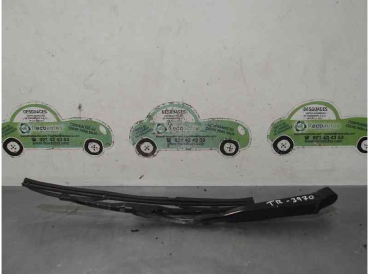 Recambio de brazo limpia trasero para mercedes-benz clase a (w168) 1.4 cat referencia OEM IAM A1688201044  