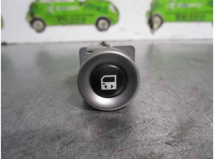 Replacement control switch for Peugeot 807 2.2 HDi FAP CAT (4HW) OEM IAM reference 1488929077 131103181198 