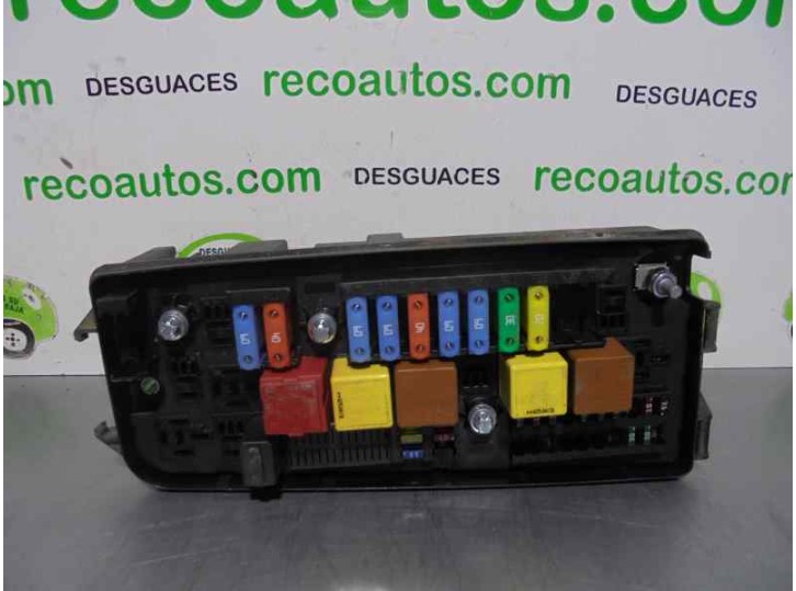 Recambio de caja reles / fusibles para opel signum 2.2 16v cat (z 22 yh / lch) referencia OEM IAM 13144711 