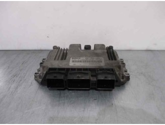 Recambio de centralita motor uce para renault megane ii berlina 5p 1.9 dci diesel referencia OEM IAM 8200310863 0281011549 BOSCH