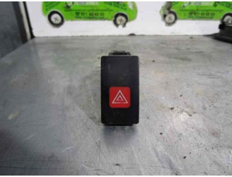 Replacement hazard warning switch for Hyundai Matrix (FC) 1.6 CAT OEM IAM reference 9379017100 