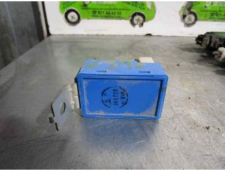 Replacement relay for Hyundai Matrix (FC) 1.6 CAT OEM IAM reference 9683117000 