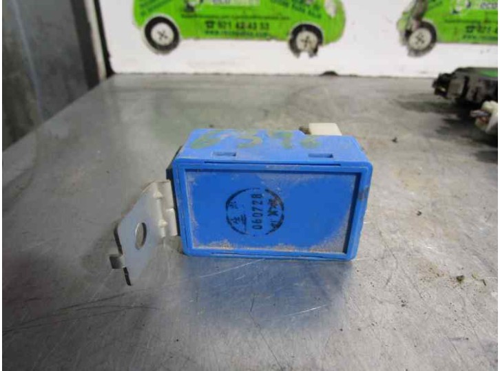 Replacement relay for Hyundai Matrix (FC) 1.6 CAT OEM IAM reference 9683117000 