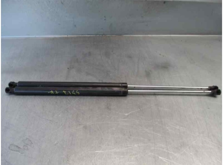 Recambio de amortiguadores maletero / porton para renault safrane (b54) 2.2 turbodiesel referencia OEM IAM 7700413083 210183 