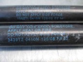 Replacement trunk / tailgate dampers for Suzuki Swift Saloon (MZ) Rock am Ring (3-door) OEM IAM reference 