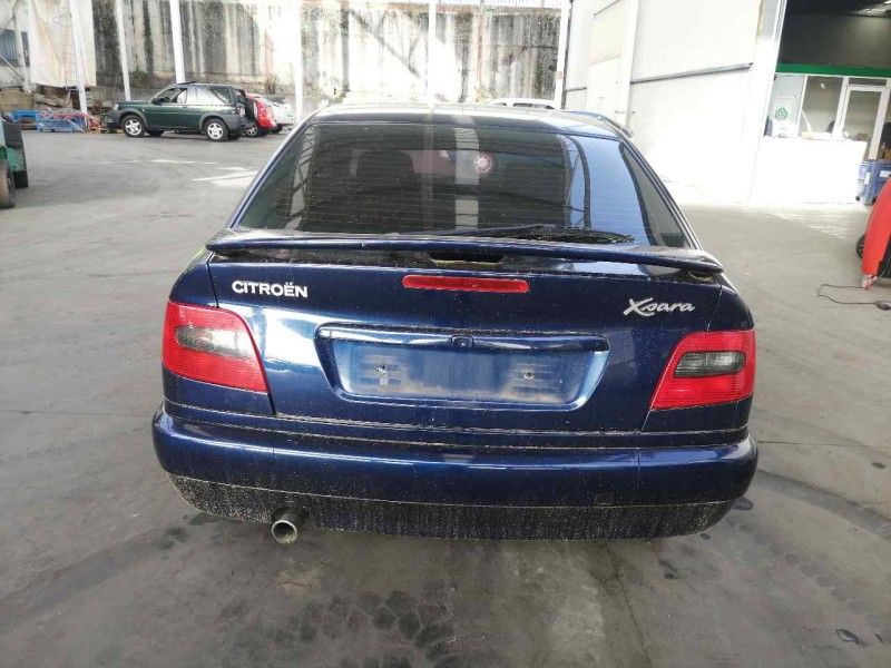 citroën xsara berlina del año 2000