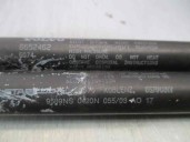Replacement trunk / tailgate shock absorbers for Volvo S60 Berlina 2.3 20v turbo cat OEM IAM reference 8652462 9589NS 