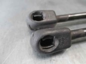 Recambio de amortiguadores maletero / porton para mg serie 75 (rj) 1.8 cat referencia OEM IAM BKK50010 3216KV 
