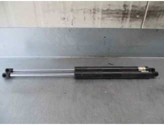 Replacement trunk / tailgate strut dampers for Hyundai Trajet (FO) 2.0 CRDi CAT OEM IAM reference 1099829 90646 