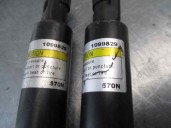 Replacement trunk / tailgate strut dampers for Hyundai Trajet (FO) 2.0 CRDi CAT OEM IAM reference 1099829 90646 