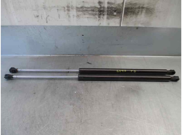Replacement trunk / tailgate strut dampers for Peugeot 807 2.2 HDi FAP CAT (4HW) OEM IAM reference 8731G6 51025003 