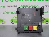 Recambio de caja reles / fusibles para opel signum 2.2 16v cat (z 22 yh / lch) referencia OEM IAM 13112914 