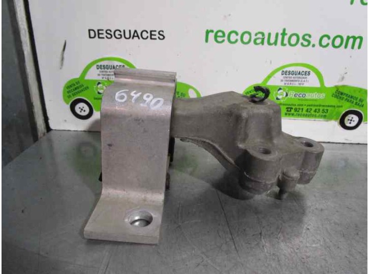 Recambio de soporte motor para dacia sandero 1.2 16v referencia OEM IAM 8200575641  