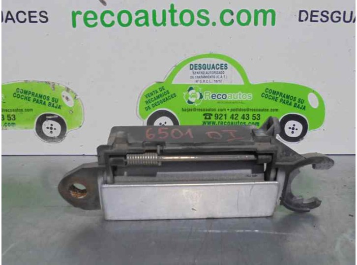 Recambio de maneta exterior delantera izquierda para audi 100 berlina (c4) 2.3 referencia OEM IAM 4A0837205  