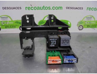 Recambio de caja reles / fusibles para audi a4 berlina (8ec) 2.5 tdi referencia OEM IAM 8E1937503 