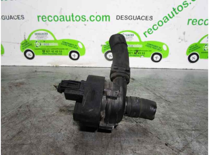 Recambio de bomba agua para mercedes-benz clase e (w211) berlina e 320 cdi (211.026) referencia OEM IAM A2118350364 0392023000 B