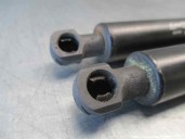 Recambio de amortiguadores maletero / porton para daewoo tacuma 1.6 cat referencia OEM IAM 96394240 05532220813 