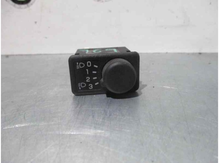 Recambio de botones salpicadero para nissan almera tino (v10m) 2.0 16v cat referencia OEM IAM 