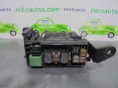 Recambio de caja reles / fusibles para toyota previa (r30) 2.0 turbodiesel cat referencia OEM IAM 8267228040 9098702010 DENSO