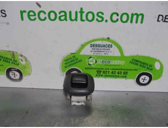 Recambio de mando elevalunas trasero derecho para toyota previa (r30) 2.0 turbodiesel cat referencia OEM IAM 8481052010B0  