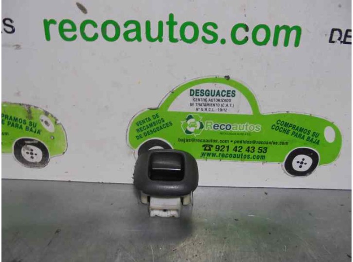 Recambio de mando elevalunas trasero derecho para toyota previa (r30) 2.0 turbodiesel cat referencia OEM IAM 8481052010B0  