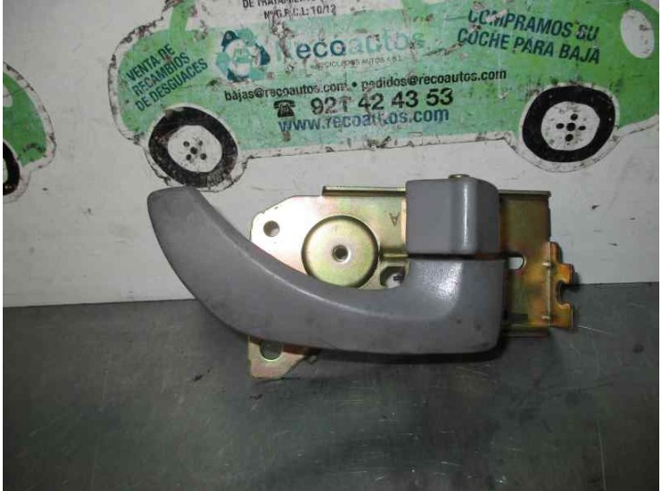 Recambio de maneta interior delantera derecha para kia sorento 2.4 16v cat referencia OEM IAM   