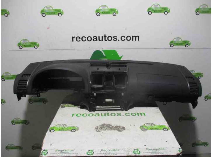 Recambio de salpicadero para ssangyong rexton 2.7 turbodiesel cat referencia OEM IAM 7650A08000LAM NEGRO 