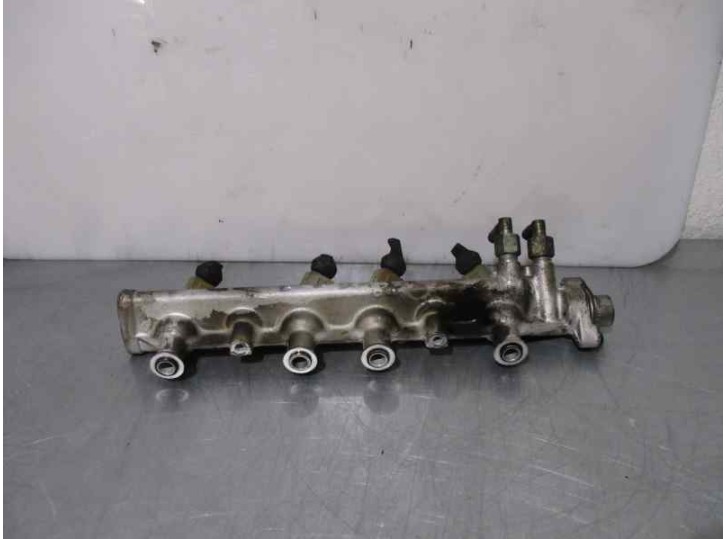 Recambio de rampa inyectora para volvo serie 460 2.0 cat referencia OEM IAM 7700857327 