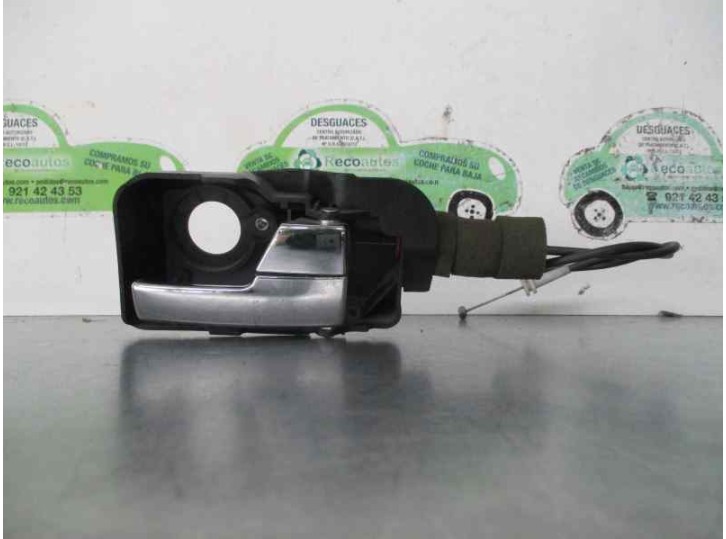 Recambio de maneta interior delantera derecha para ford mondeo iii (b5y) 2.0 tdci referencia OEM IAM 