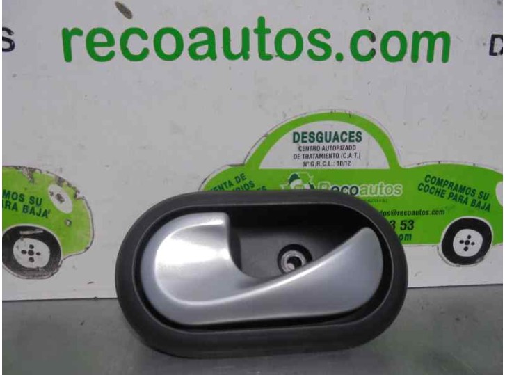Recambio de maneta interior trasera izquierda para dacia sandero 1.2 16v referencia OEM IAM 820073348 