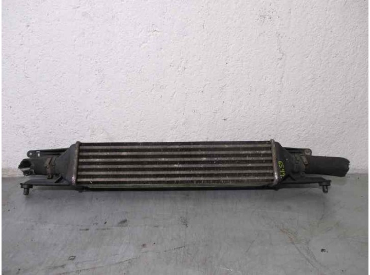 Recambio de intercooler para fiat grande punto (199) 1.3 16v jtd cat referencia OEM IAM 55702237 866452200 JDEUS