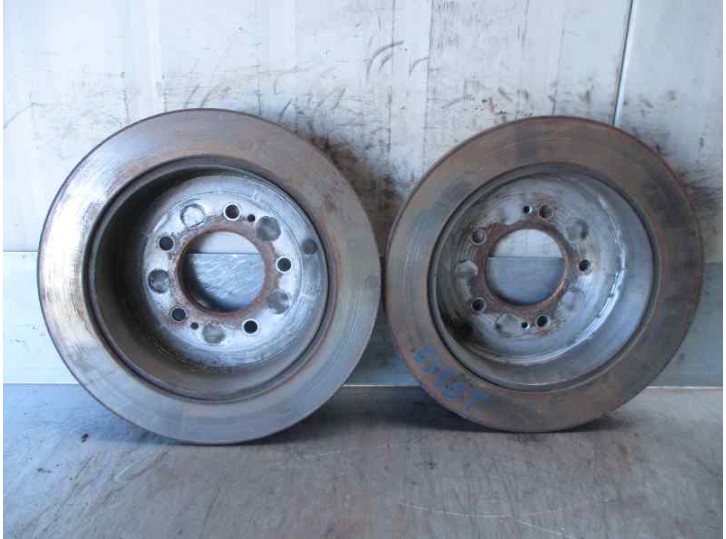 Replacement rear brake disc for Hyundai Santa Fe (SM) 2.4 CAT OEM IAM reference 