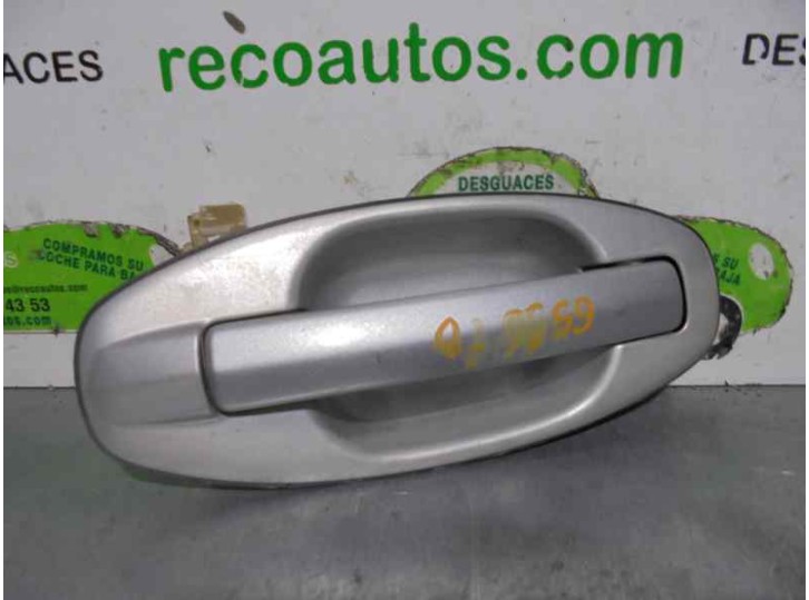 Replacement rear right exterior door handle for Hyundai Santa Fe (SM) 2.4 CAT OEM IAM reference 