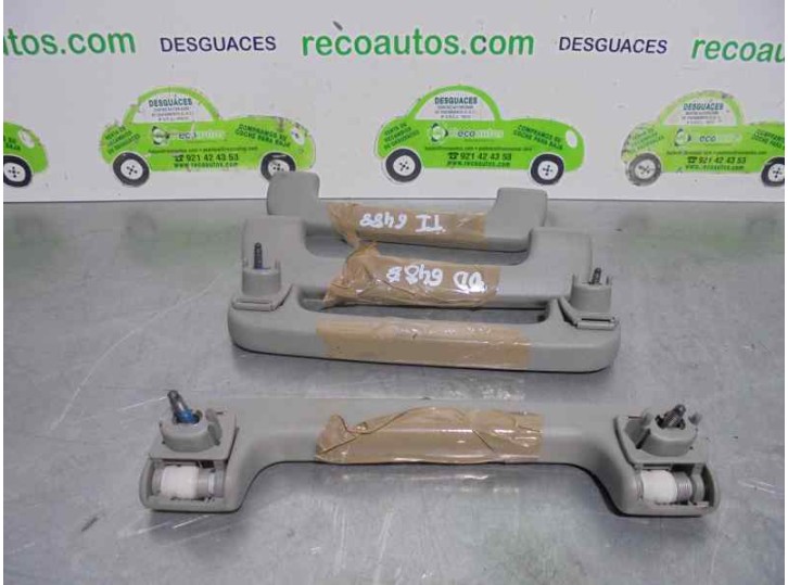 Recambio de maneta interior delantera derecha para audi allroad quattro (4b5) 2.5 v6 24v tdi referencia OEM IAM 1761078 