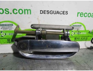 Replacement front right exterior door handle for Alfa Romeo 166 2.4 JTD CAT OEM IAM reference 6065822990 