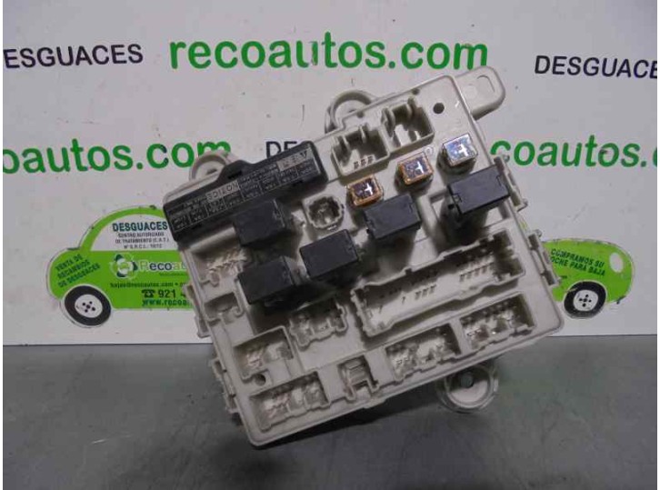 Recambio de caja reles / fusibles para toyota previa (r30) 2.0 turbodiesel cat referencia OEM IAM 8922128040  
