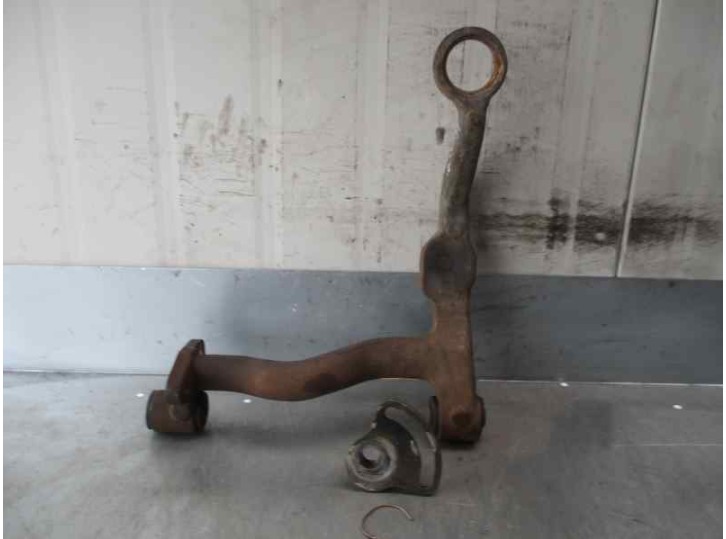Recambio de brazo suspension inferior delantero izquierdo para volkswagen t4 transporter/furgoneta (mod. 1991) 2.5 tdi referenci