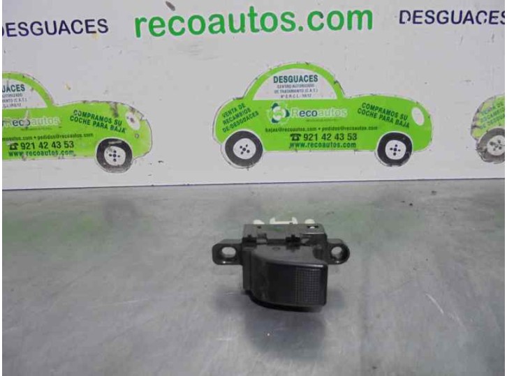 Recambio de mando elevalunas trasero izquierdo para mazda 6 monovolumen (gy) 2.0 diesel cat referencia OEM IAM 3583G54 