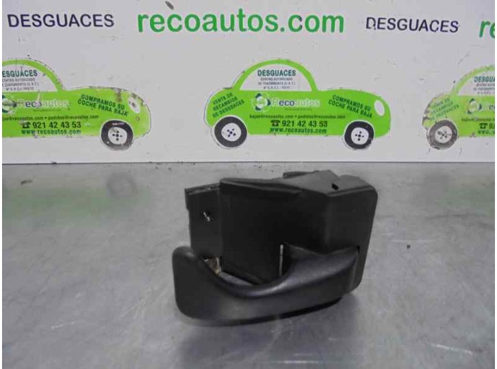 Replacement right rear interior door handle for Ford Fiesta saloon/Courier 1.4 CAT (PT-E) OEM IAM reference 