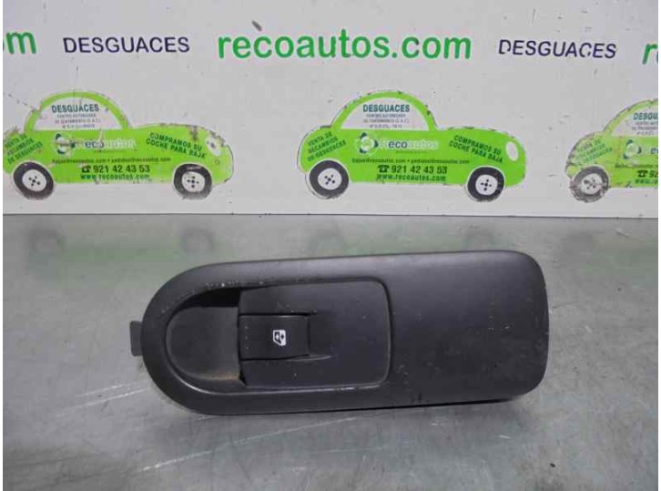 Recambio de mando elevalunas delantero derecho para renault scenic ii dci diesel referencia OEM IAM 156013740  