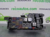 Recambio de caja reles / fusibles para volvo v70 familiar 2.4 cat referencia OEM IAM 518322326 