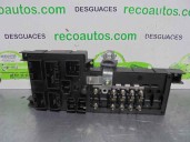 Recambio de caja reles / fusibles para volvo v70 familiar 2.4 cat referencia OEM IAM 518322326 