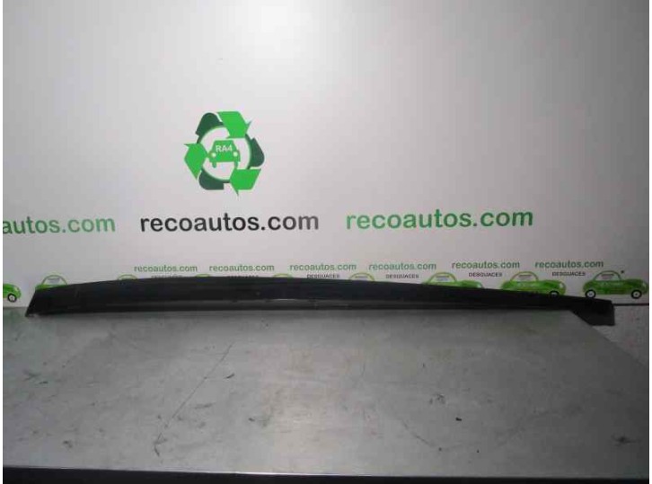 Recambio de moldura para mercedes-benz clase r (w251) 320 cdi l (251.122) referencia OEM IAM A2516901187  