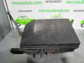 Replacement relay / fuse box for Hyundai Elantra (XD) 2.0 CRDi CAT OEM IAM reference 913102D161 1313208 