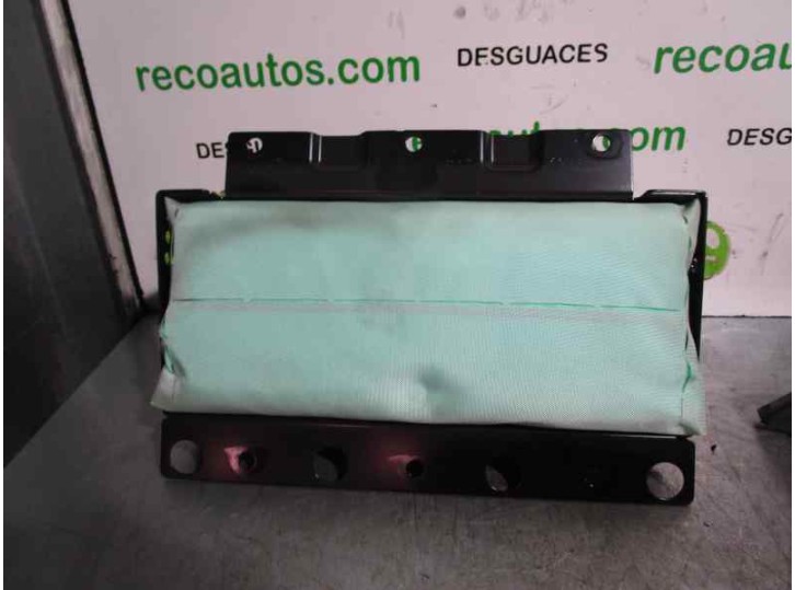 Replacement front right airbag for Kia Cerato 1.5 CRDi OEM IAM reference 845302F000 LD95102A 