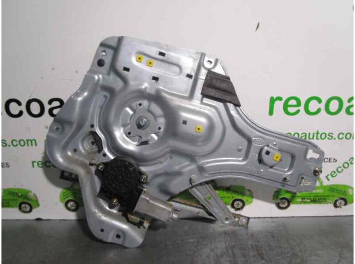 Replacement rear right window regulator for Kia Cerato 1.5 CRDi OEM IAM reference 8340802F020 2 PINS 5 DOORS