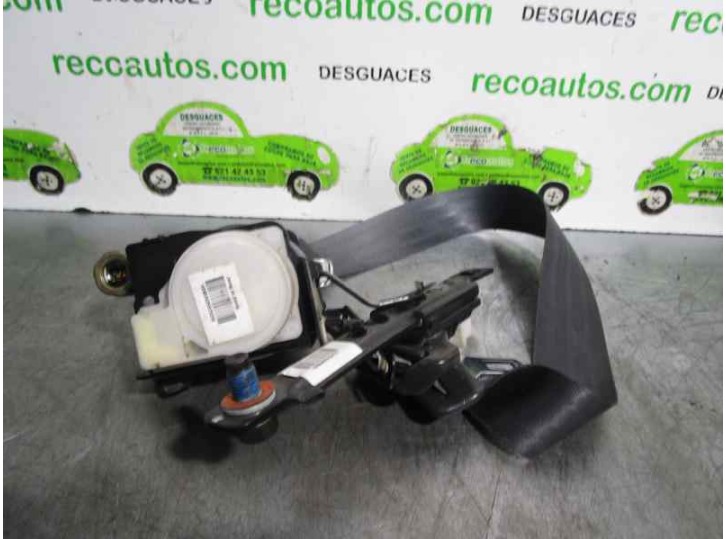 Replacement front right seat belt for Kia Cerato 1.5 CRDi OEM IAM reference 888202F001 D10W 5 DOORS