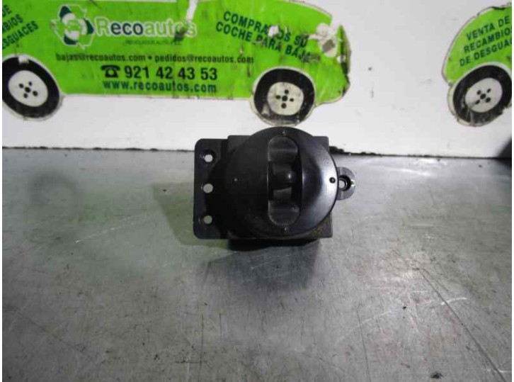 Recambio de mando retrovisor para kia cerato 1.5 crdi referencia OEM IAM 50826 